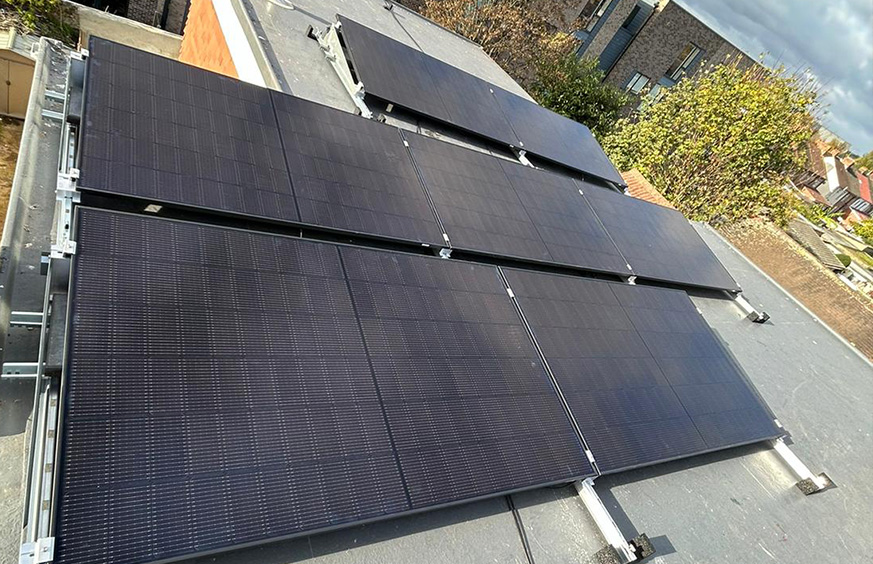 solar panels on flat roof uk